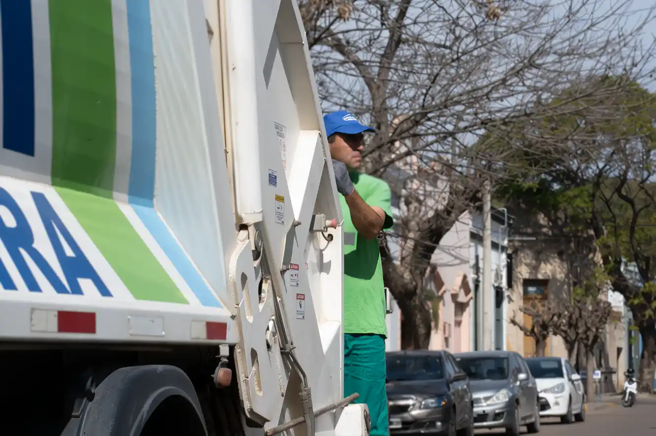 Ashira se encargará de los residuos en las localidades por otros tres meses hasta que el Municipio reciba un camión que adquirió.