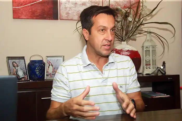 Rojas: “Buscaremos sostener las clases presenciales en el distrito”