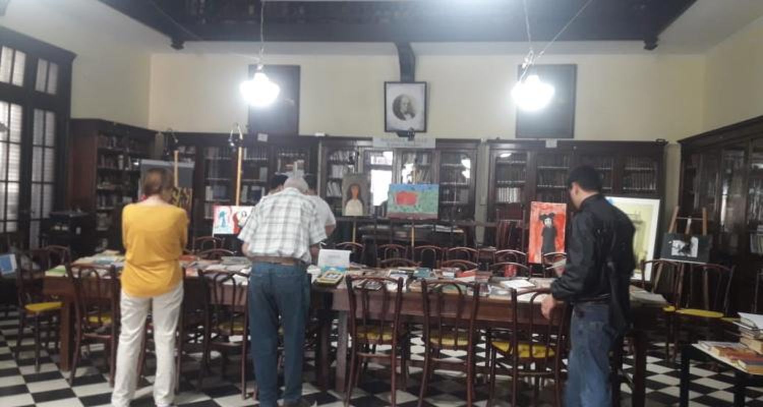 Biblioteca Popular: Nueva edición de la “feria del libro repetido”