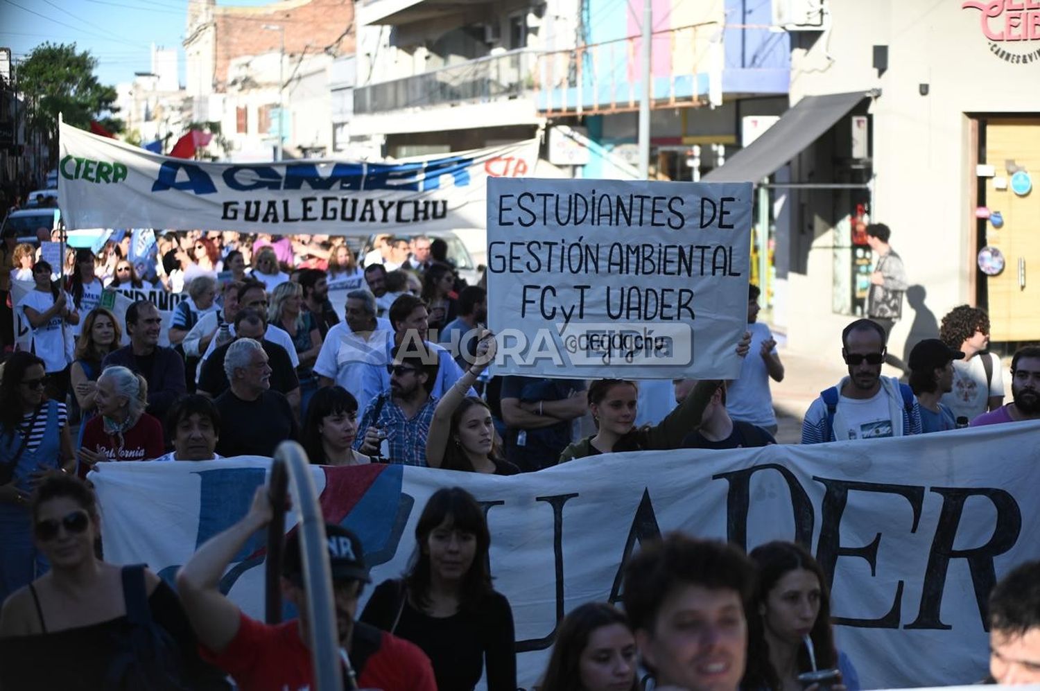 Estudiantes autoconvocados realizarán una marcha en Defensa de la Educación Pública que finalizará con un festival