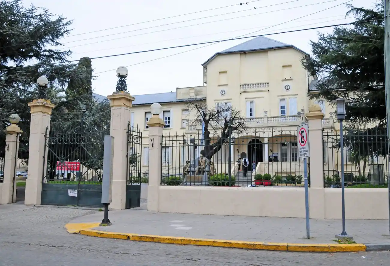 Continúa en terapia el puestero de un campo que sufrió una feroz golpiza