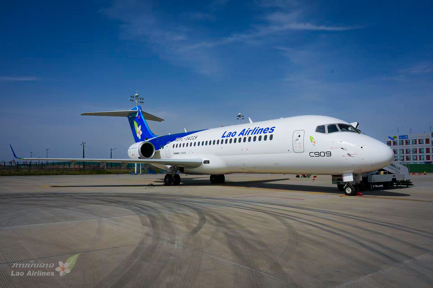 Lao Airlines recibe su primer COMAC C909: es el segundo operador extranjero del avión chino