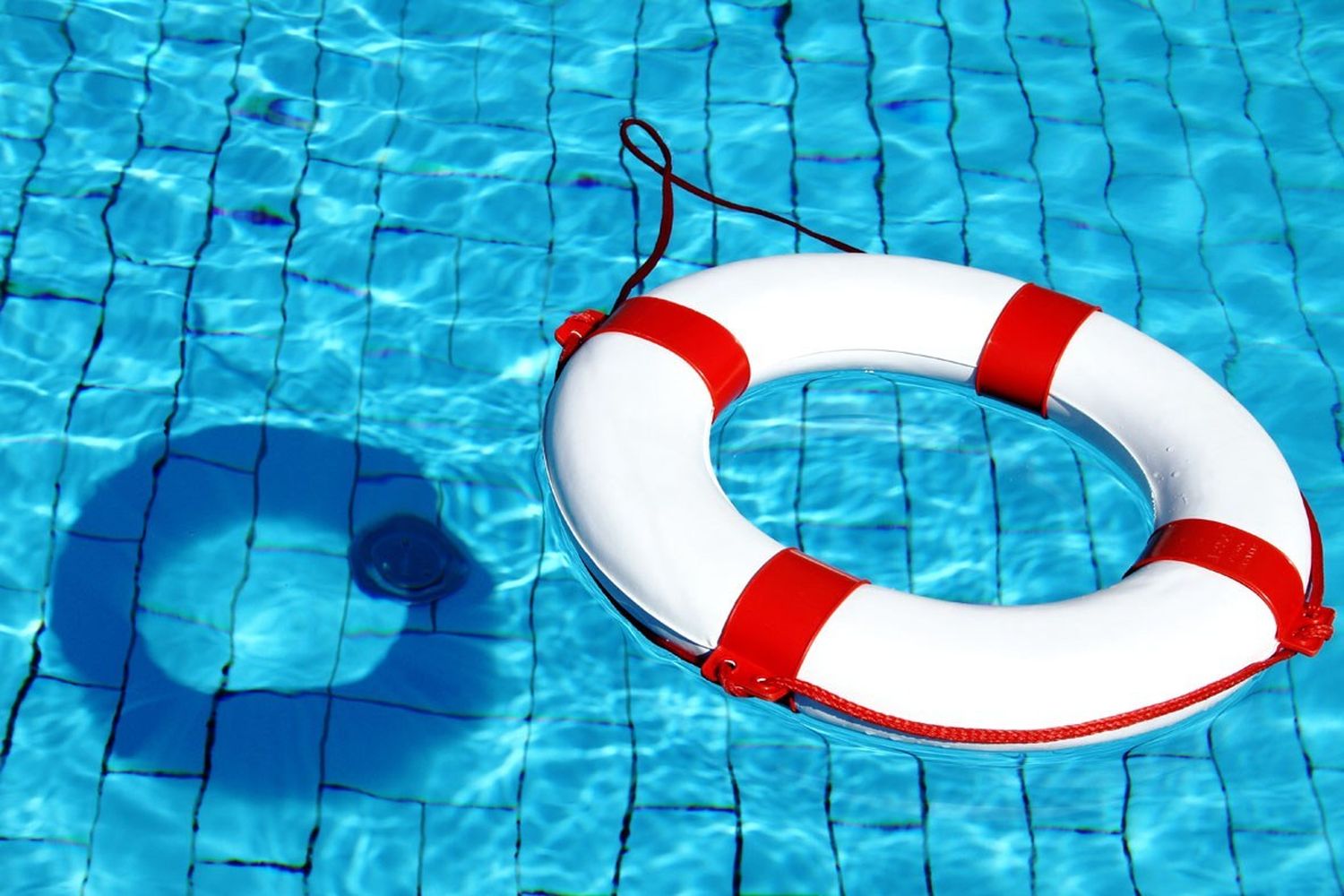 ¿Cómo prevenir y actuar ante accidentes frecuentes en vacaciones?