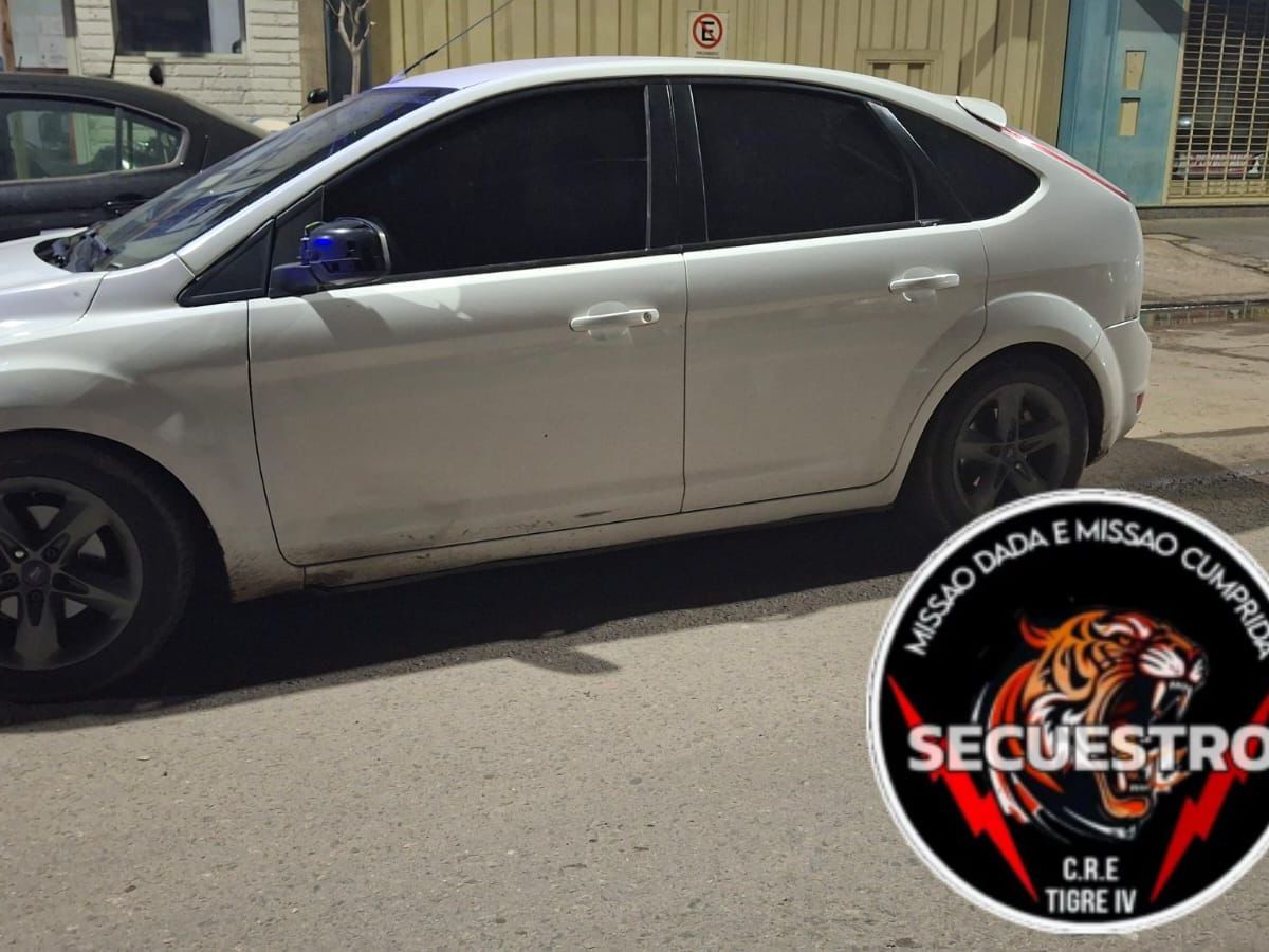 Cuatro detenidos en zona oeste por amenazar a un vecino.