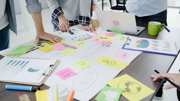 ¿Cómo crear un plan de marketing online en 2023?