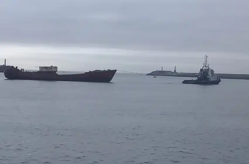 El momento del hundimiento de "Simbad" para que el parque submarino "Cristo Rey" sume su tercer buque