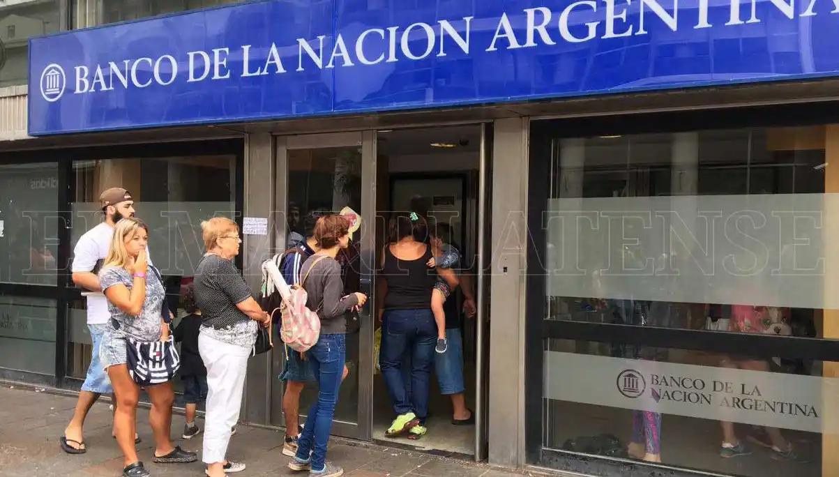 Bancarios extenderán el paro hasta el martes