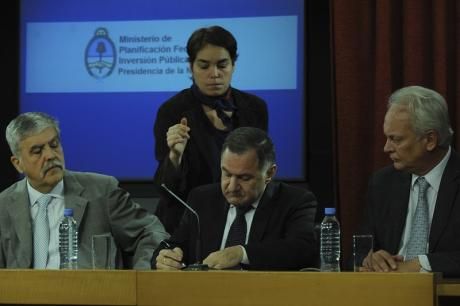 Florencio Varela: Pereyra y De Vido firmaron convenio para la recepción de TDA