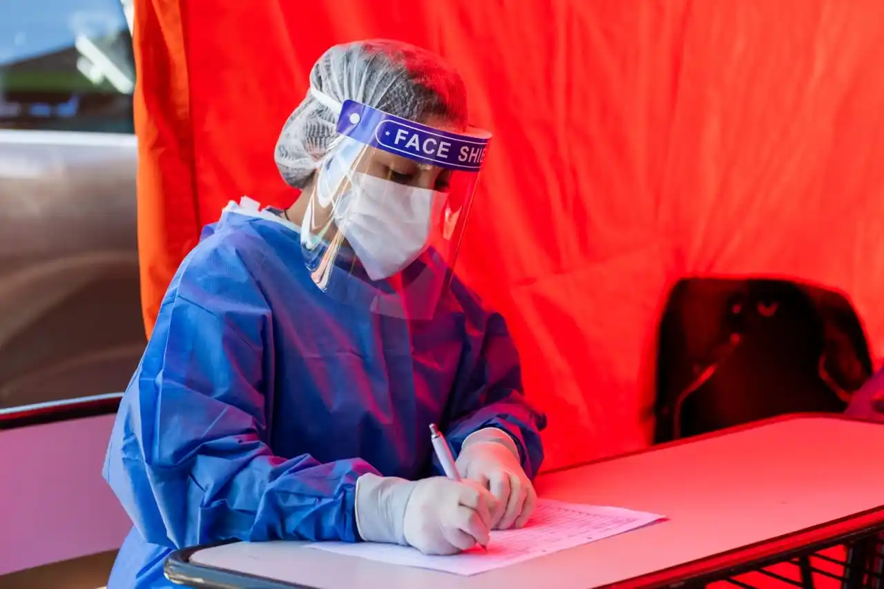 Enfermeros recibidos en 2019 piden que les habiliten el título para poder trabajar