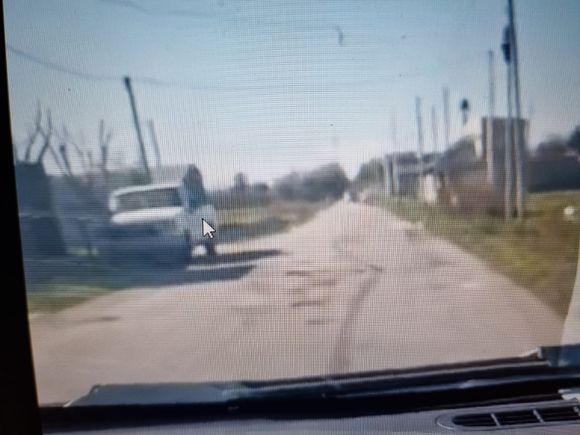 No cabe un pozo más en calle Rojas