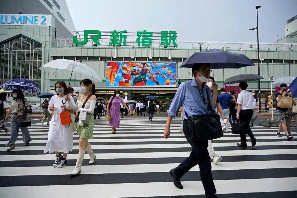 Más casos en Tokio y cuarentena en dos bases de EEUU en Okinawa