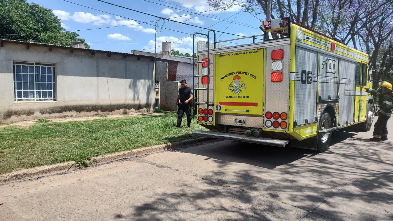 Rápida intervención de Bomberos Voluntarios.