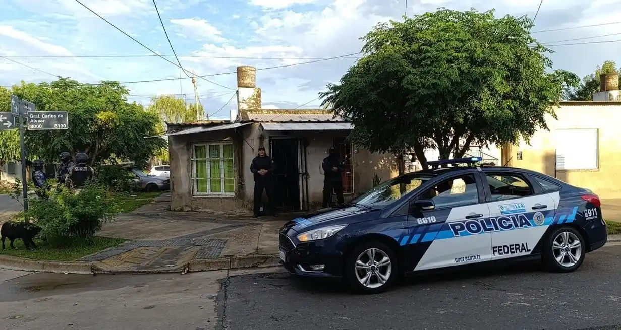 Golpe al narcomenudeo en la capital provincial: secuestraron cocaína y marihuana