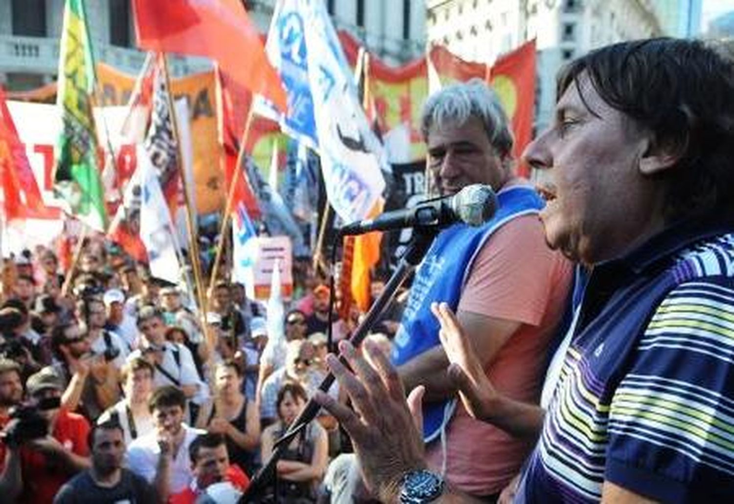 CTA de Micheli convocó paro nacional y movilización a Plaza de Mayo el jueves