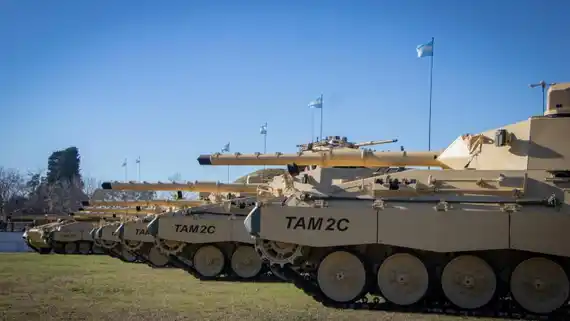 La Primera Brigada Blindada recibió sus primeros tanques modernizados TAM 2C-A2