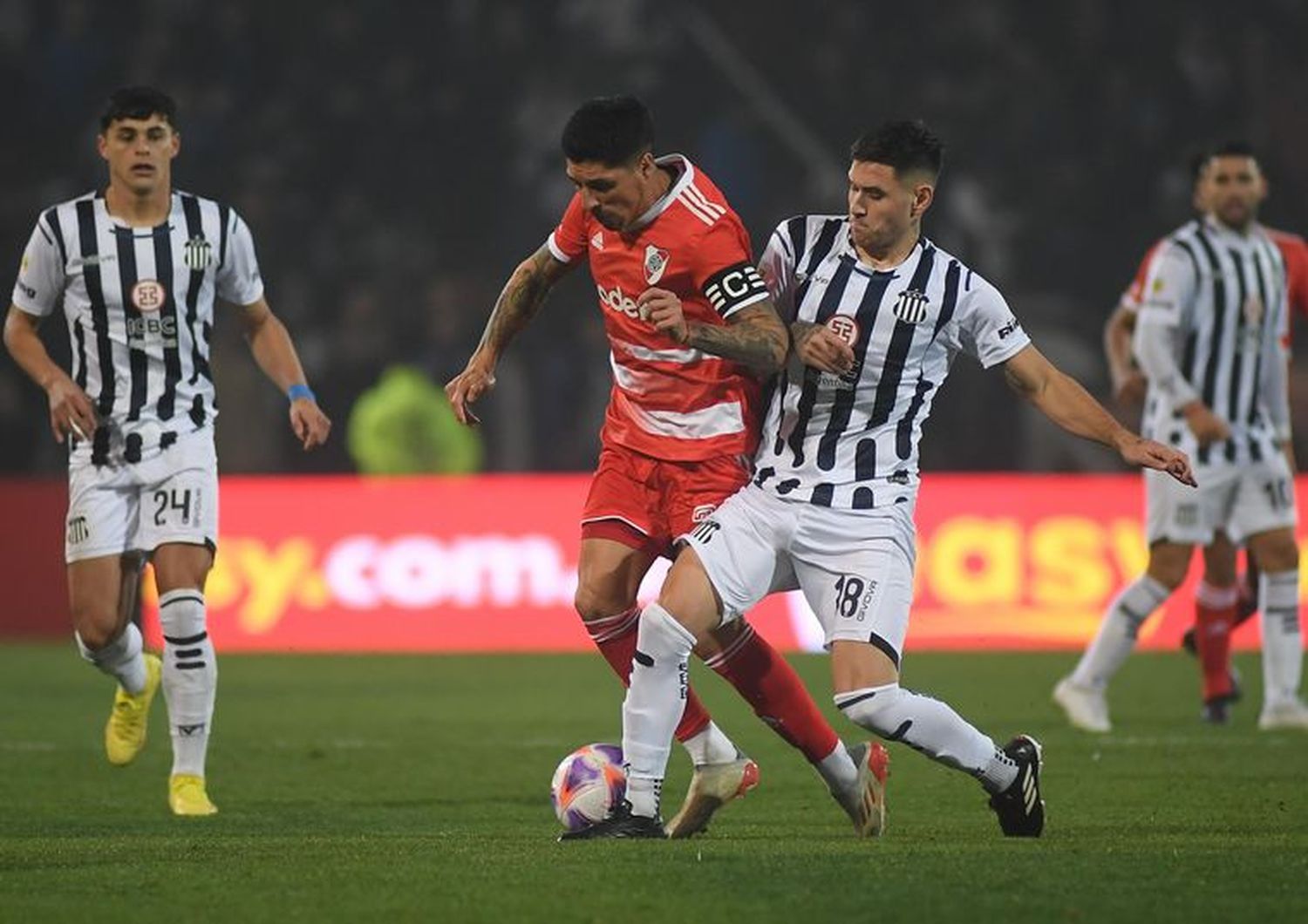 El River camepón no pudo contra la "T".