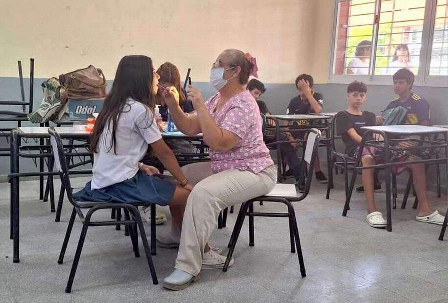 Chequeos de salud y confección de certificados 
de aptitud física para estudiantes de nivel secundario