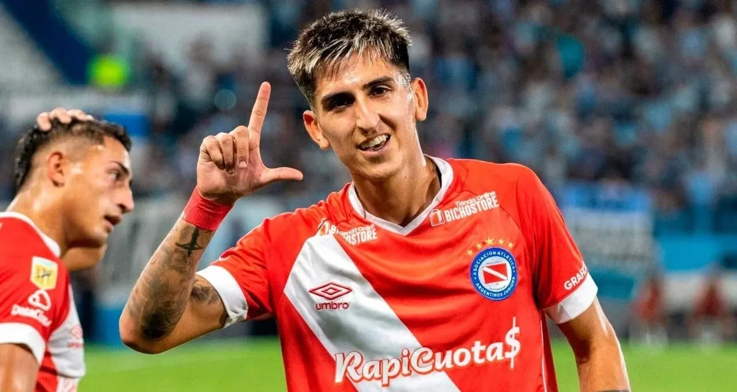 Argentinos jugó con Racing en un partido que tuvo todos los condimentos