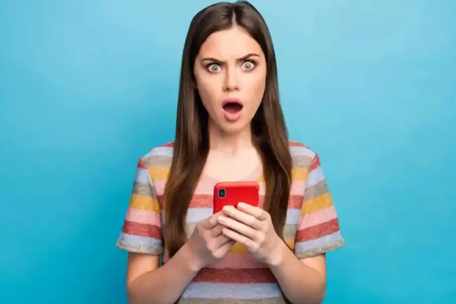 Un hombre la intentó estafar con $57.000 por WhatsApp, lo insultó y él le pidió el Instagram: “Cuando quieras”