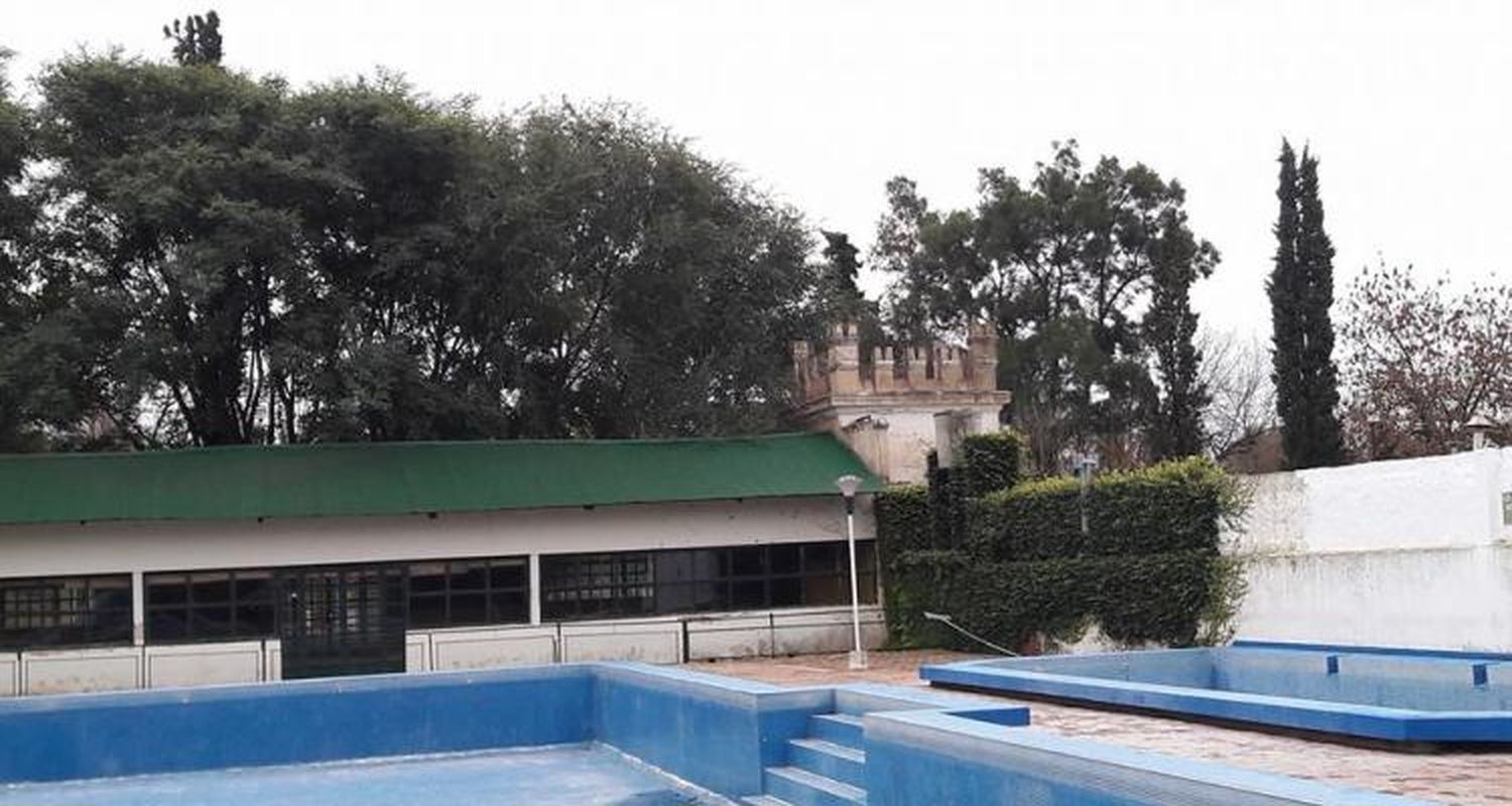 Monjo y Uatre pujan por el Tiro Federal, con propuesta de compra incluida