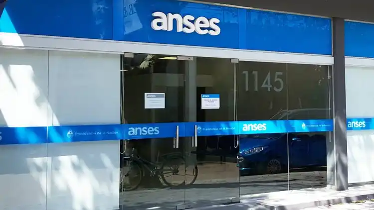 Bono de Anses: qué deben hacer para cobrar los $10000 quienes no tienen cuenta bancaria
