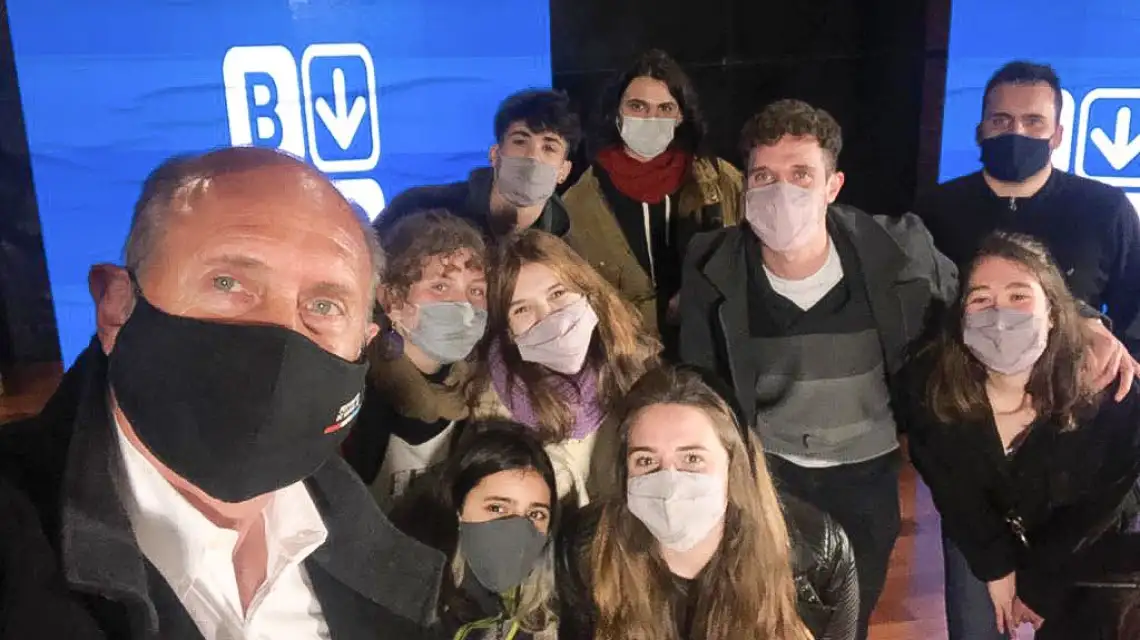 Perotti envió a la Legislatura el proyecto para implementar el Voto Joven en Santa Fe