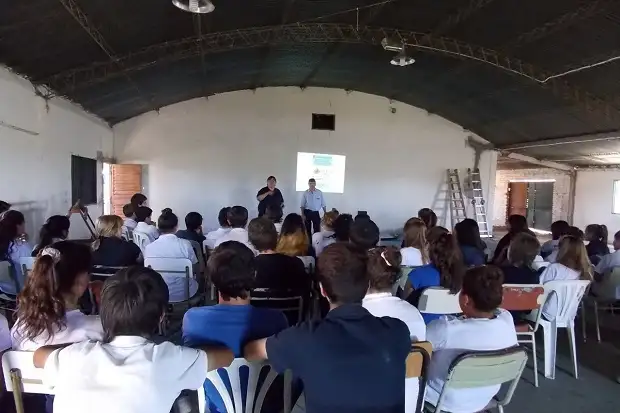 Capacitaciones de concientización y sensibilización vial