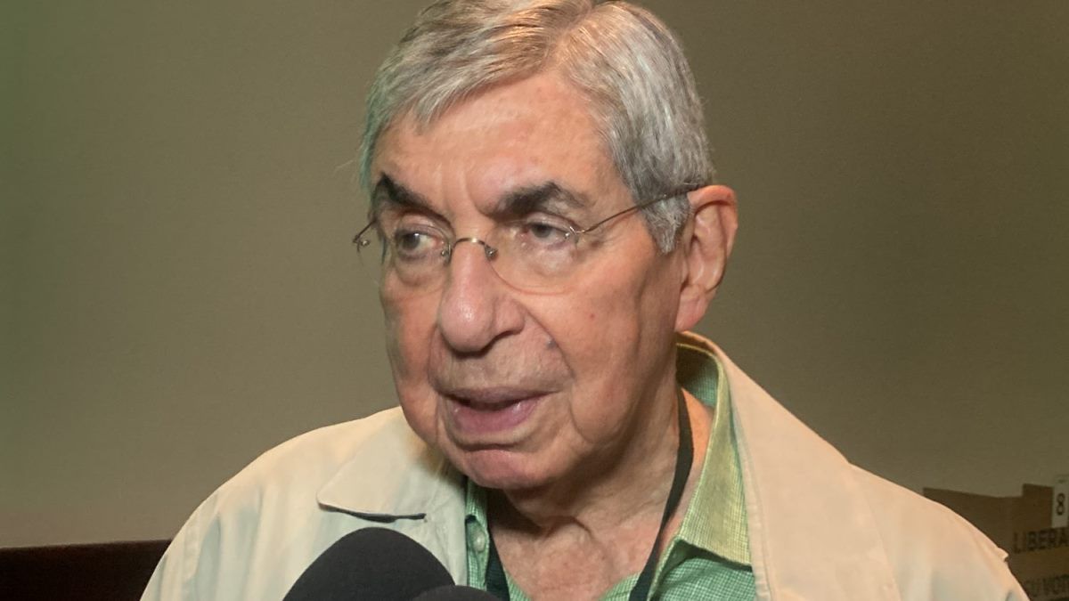 EE.UU. retiró visa al expresidente y Premio Nobel de la Paz Óscar Arias