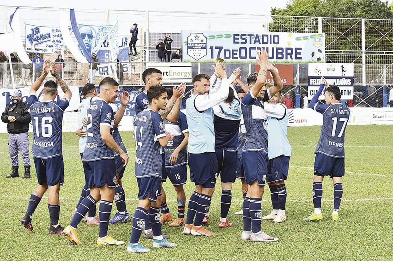 San Martín se enfrenta a
Boca Unidos en Corrientes