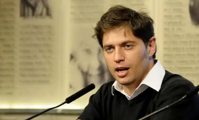 "Los votos se compraron con asistencia a las provincias y obra pública"