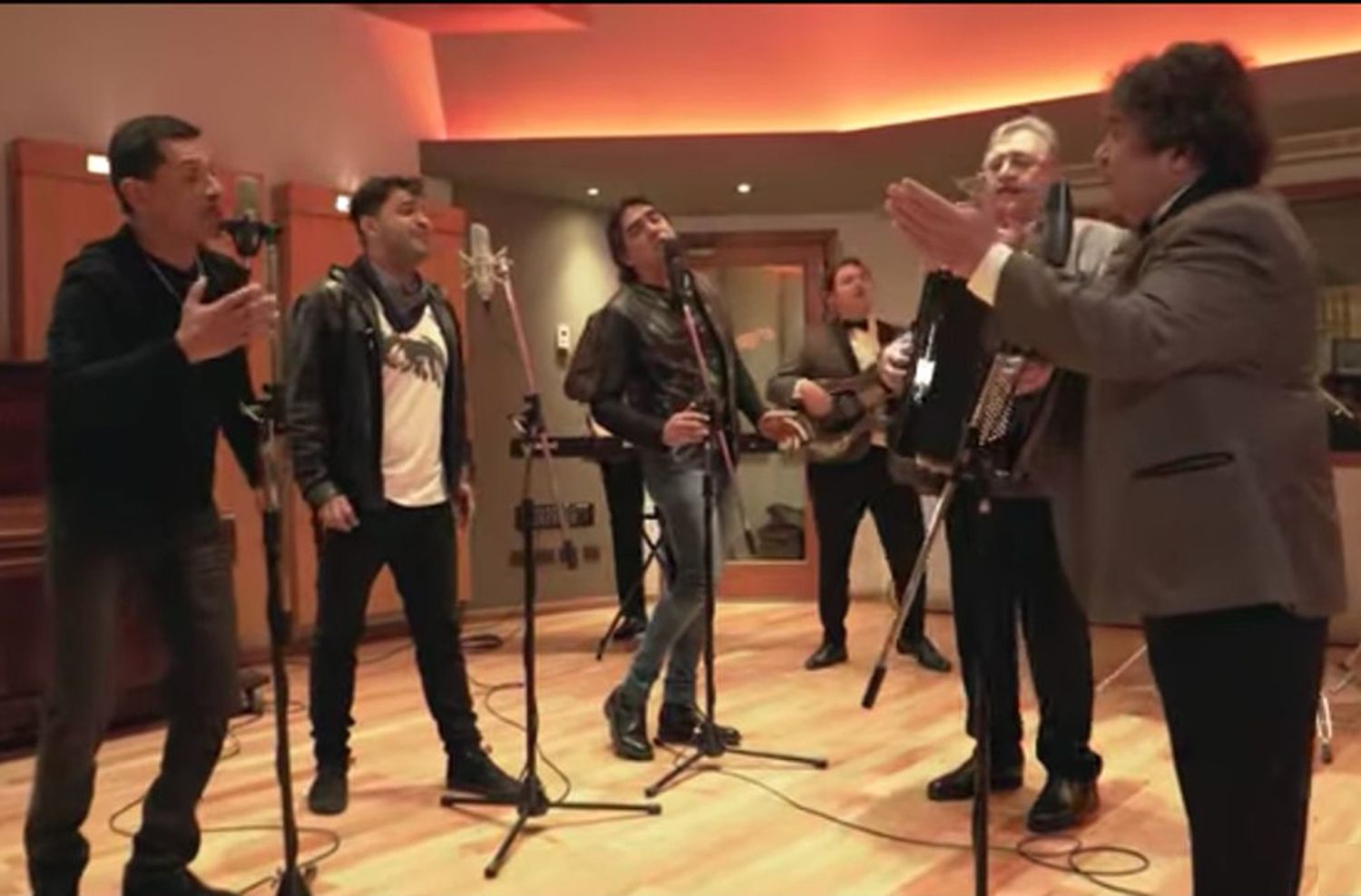 El nuevo video clip de Los Palmeras y Los Nocheros superó el millón de visitas