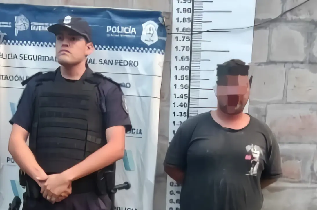 El camionero fue trasladado a la Comisaría. Foto: Policía Bonaerense.