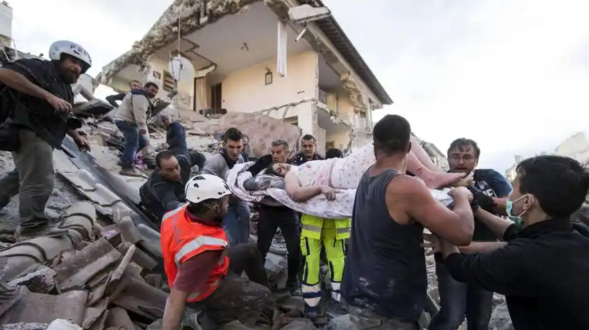 Un terremoto en Italia de 6,2 causó al menos 37 muertos