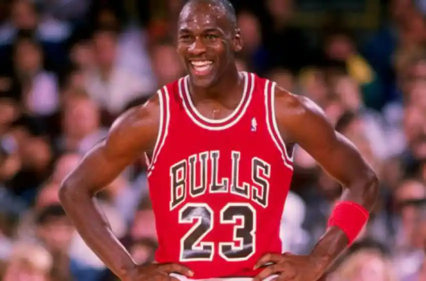 «El último baile», la serie que se centra en la temporada final de Michael Jordan en los Bulls, ya está disponible en Netflix