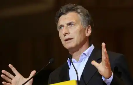 Macri oficializó la restitución del 15% a las provincias en cinco años