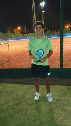 Tenis: Tiago Alomar campeón Regional en Concordia