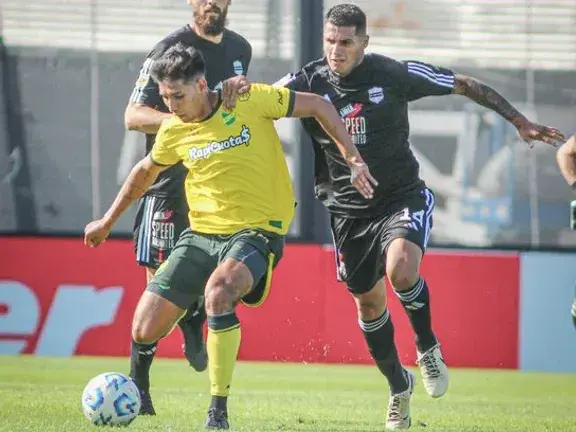 Fe empate 1 a 1 entre Defensa y Riestre en el cierre de la fecha 4..