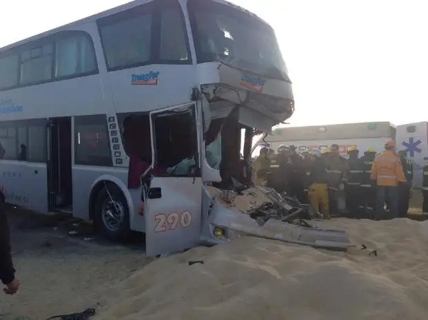Un muerto y varios heridos en un choque múltiple en la autopista Rosario- Buenos Aires