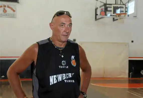 Zulberti dirigirá la Primera de Newbery