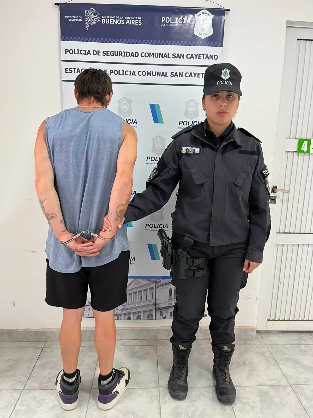Poli