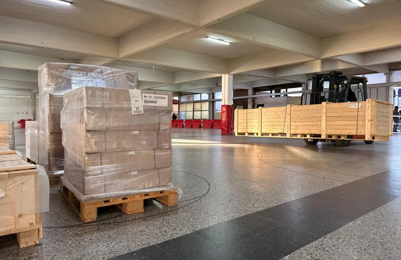 De Noruega a Rosario: llegó la estructura y elementos para el levantamiento de pesas de los Juegos Suramericanos