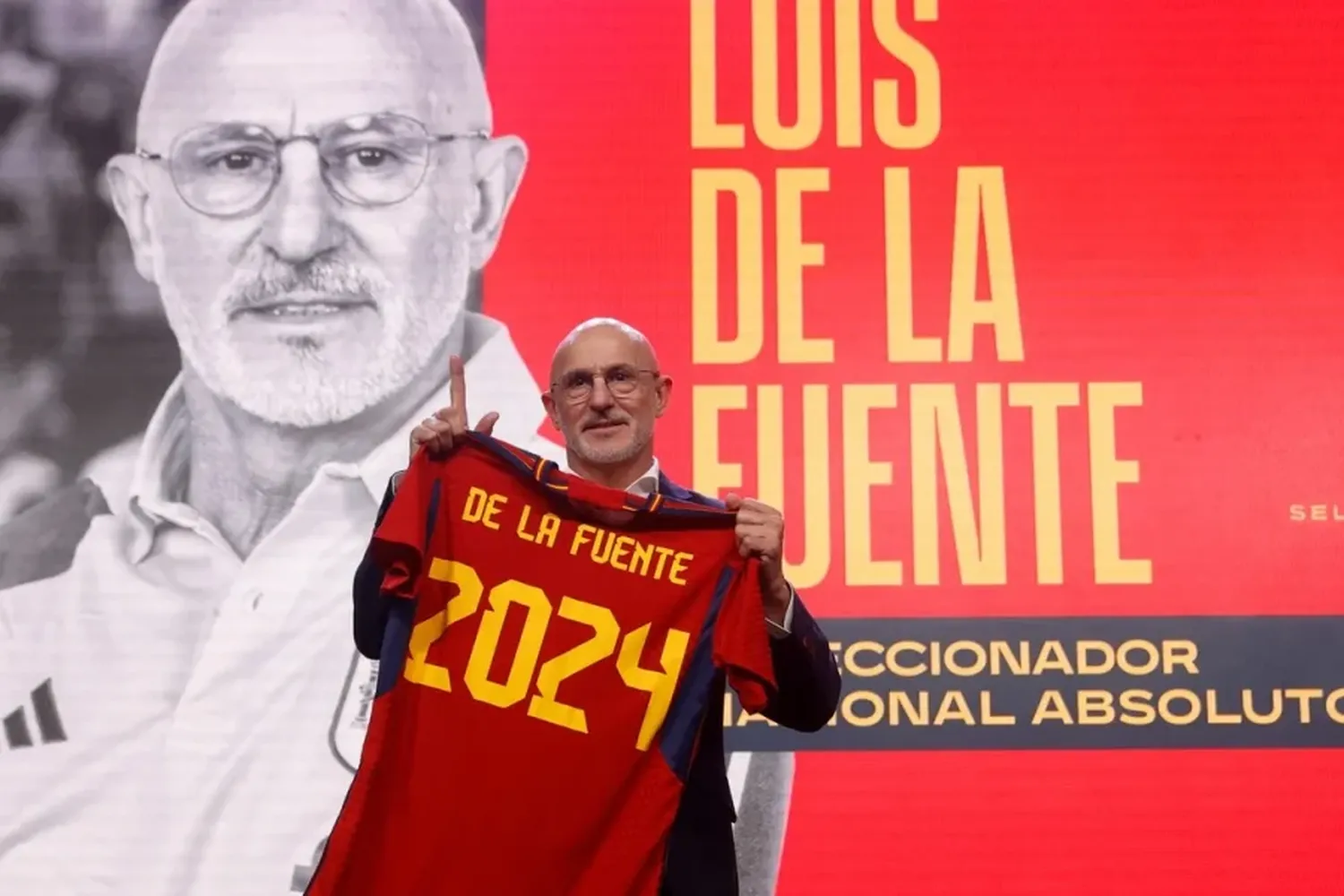 De la Fuente fue presentado como nuevo DT de España