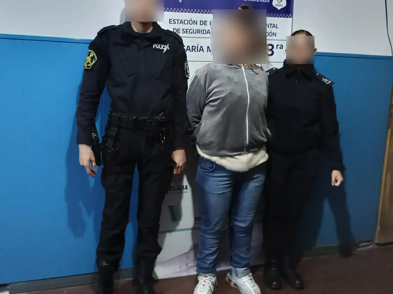 Intentó llevarse unas zapatillas sin pagar y terminó detenida