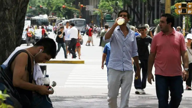El país soporta temperaturas que ya superan los 46 grados