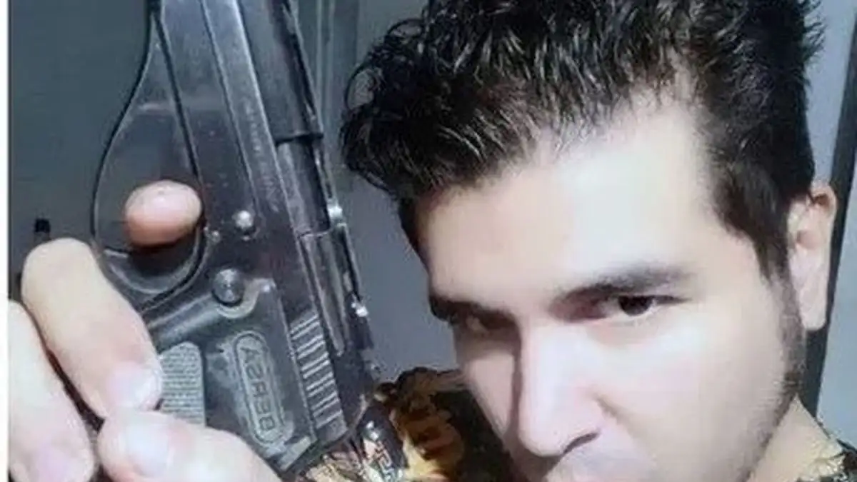 Las fotos de Sabag Montiel y su novia con el arma del atentado a Cristina Kirchner