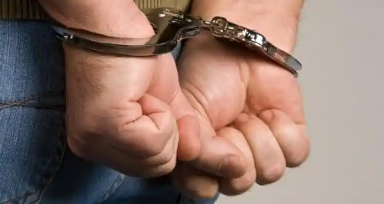 Apresaron a un joven que contaba con pedido de captura activa
