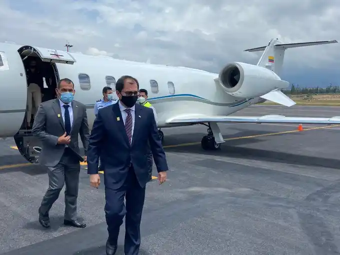 ELN financia campaña presidencial de Andrés Arauz en Ecuador: fiscalía colombiana