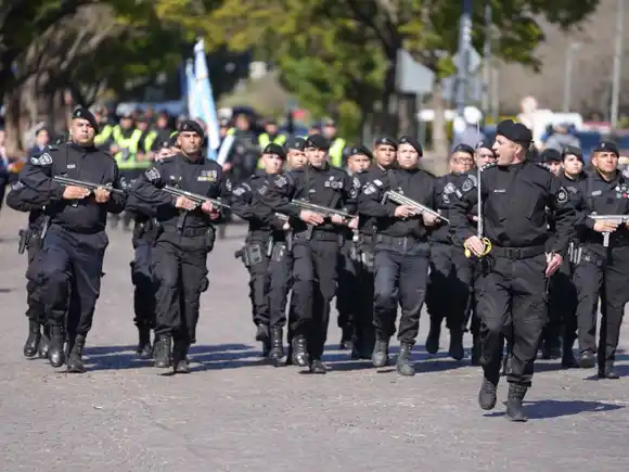 Pullaro afirmó en un acto que "los tiempos de la Rosario violenta se terminaron"
