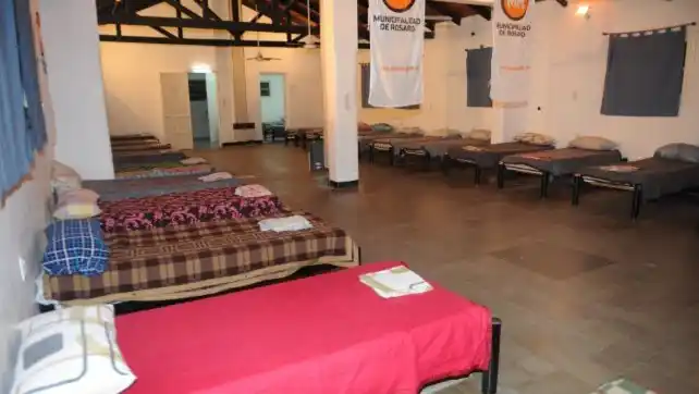 En Rosario abrió el refugio municipal con más camas     