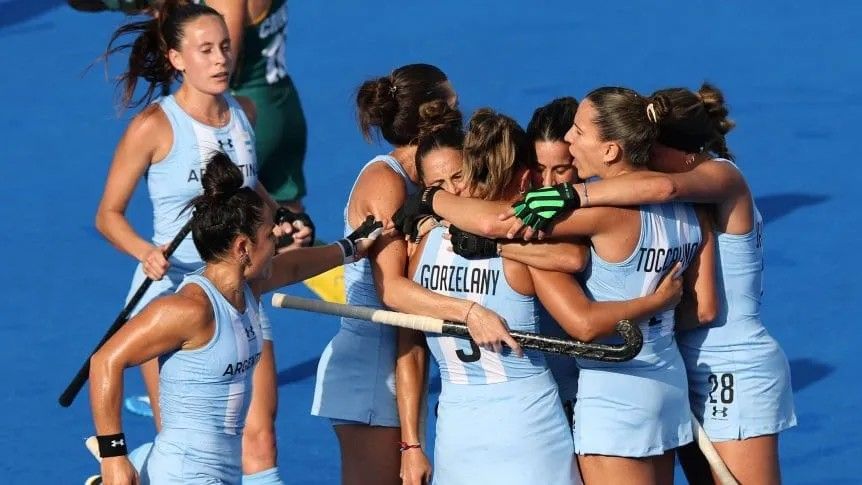 Las Leonas en el festejo de uno de los goles de esta tarde ante Australia.